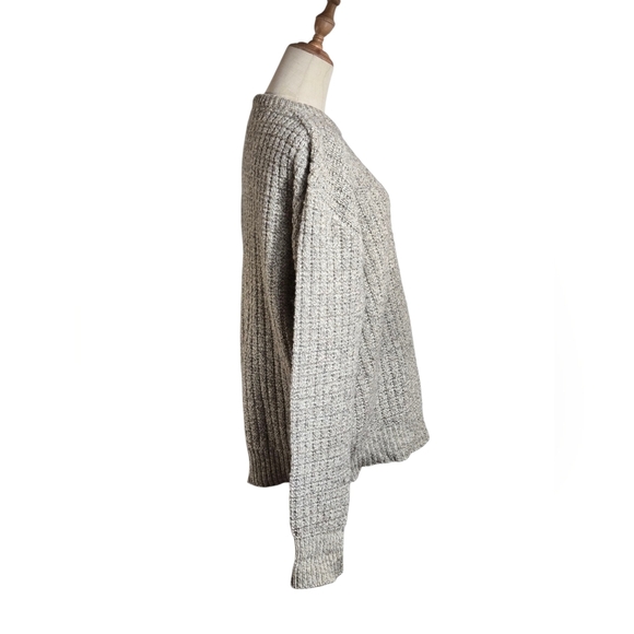American Eagle Outfitters Vintage Gray Wool Blend Sweater - Picture 5 of 7